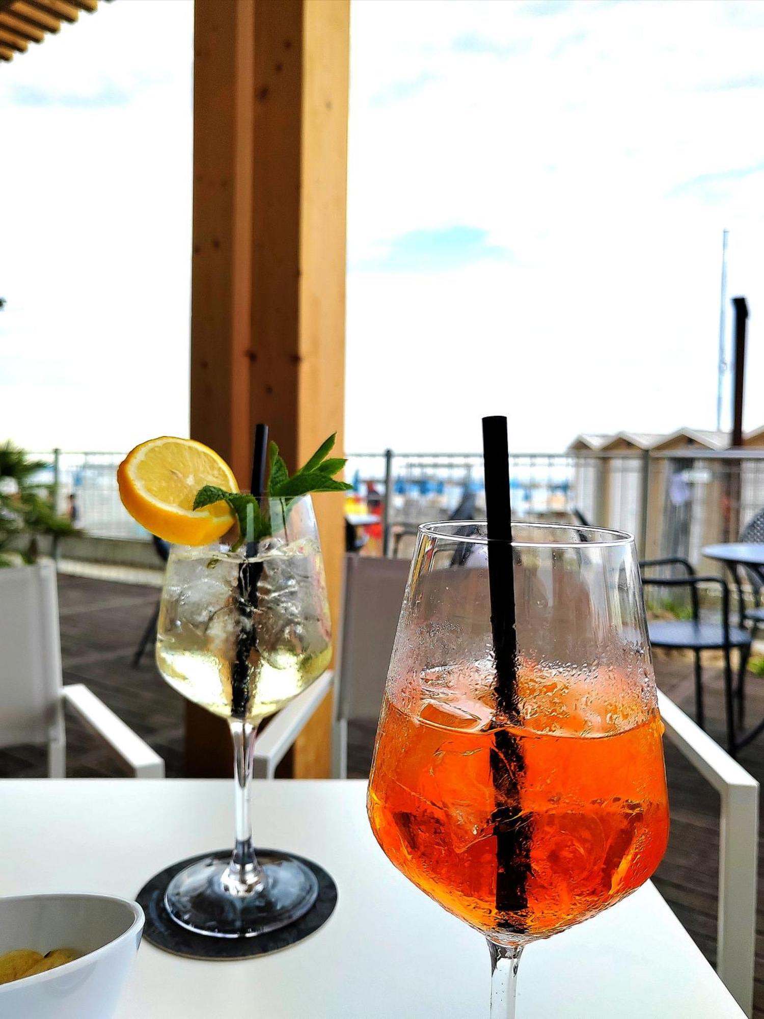 Evo Boutique Hotel & Spa Bellaria-Igea Marina Bagian luar foto