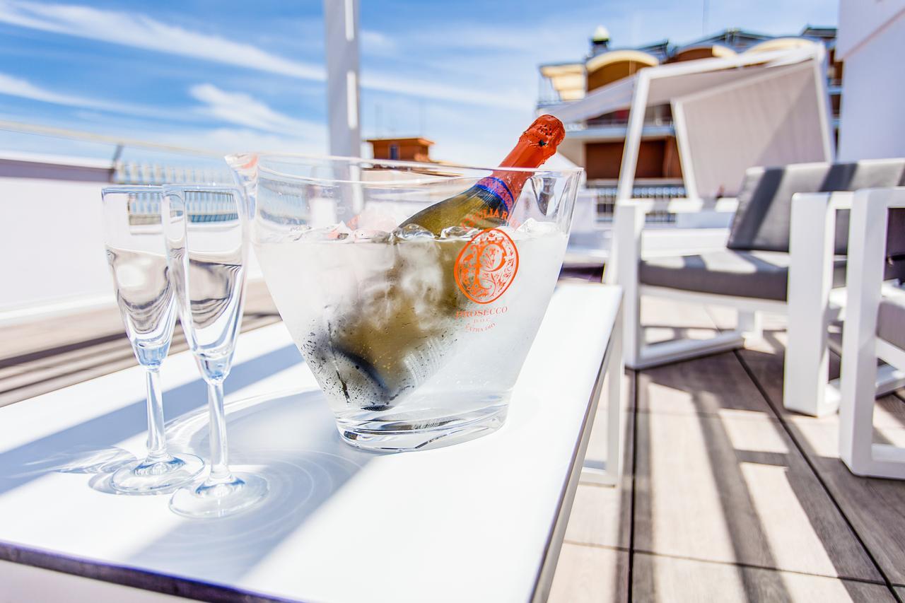 Evo Boutique Hotel & Spa Bellaria-Igea Marina Bagian luar foto