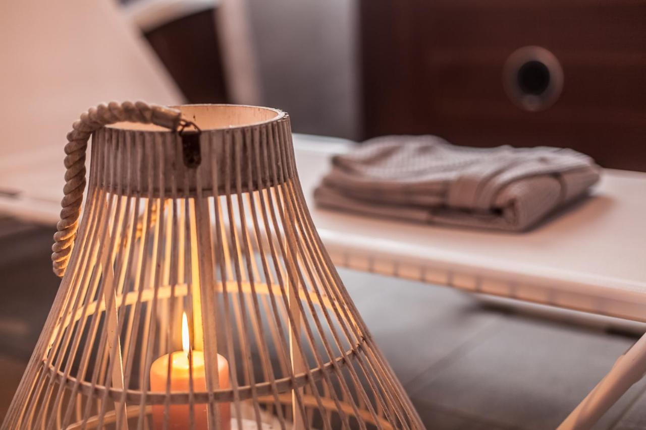 Evo Boutique Hotel & Spa Bellaria-Igea Marina Bagian luar foto